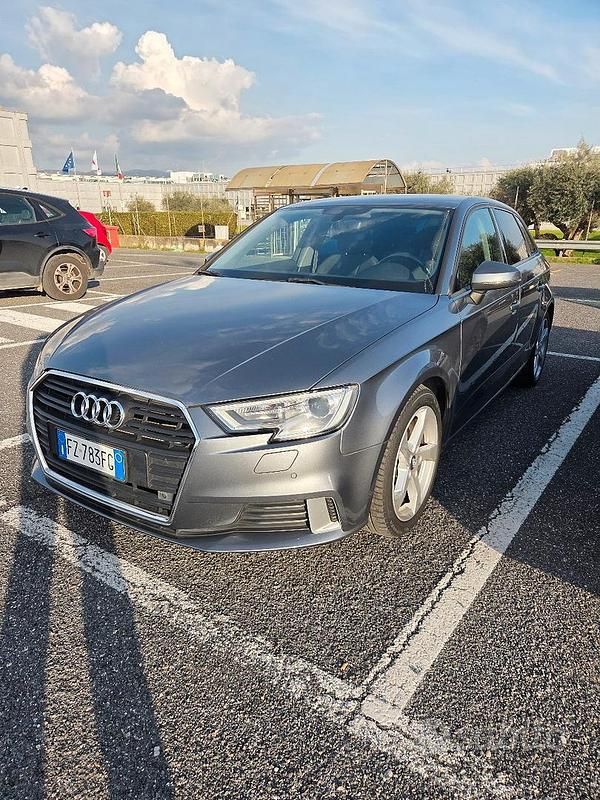 Usata Audi A3 Sport 116 CV (85 kW) 2017 Grigio Berlina