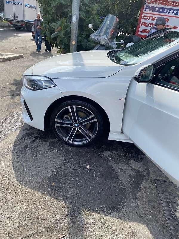 Usata BMW 118 M Sport 140 CV (102 kW) 2020 Bianco Utilitaria