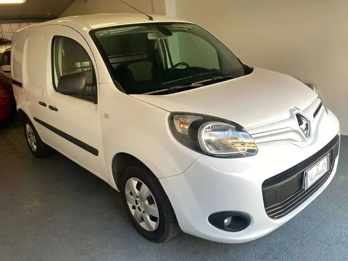 Usata Renault Kangoo 90 CV (66 kW) 2019 Bianco Monovolume