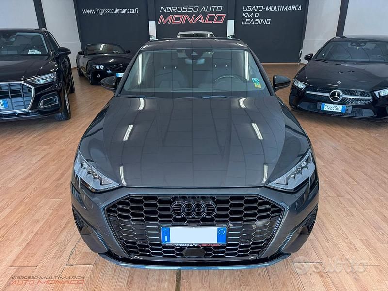 Usata Audi A3 S-Line 116 CV (85 kW) 2022 Grigio Berlina