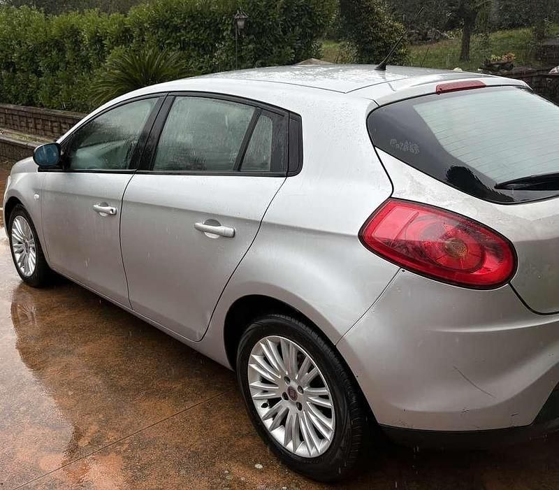 Usata Fiat Bravo Dynamic 120 CV (88 kW) 2010 Utilitaria