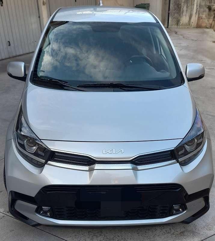 Usata Kia Picanto X-Line 101 CV (74 kW) 2022 Utilitaria