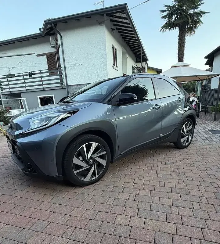 Usata Toyota Aygo X Lounge 72 CV (52 kW) 2024 SUV