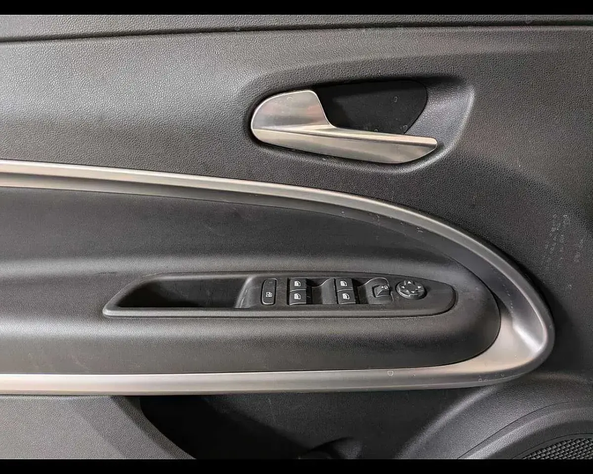 Usata Jeep Avenger Summit 101 CV (74 kW) 2025 Beige SUV