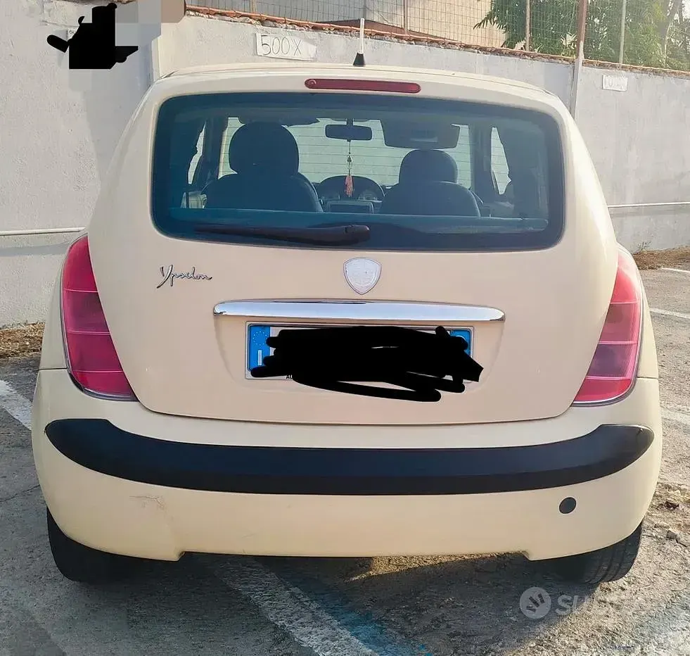 Usata Lancia Ypsilon 60 CV (44 kW) 2004 Utilitaria