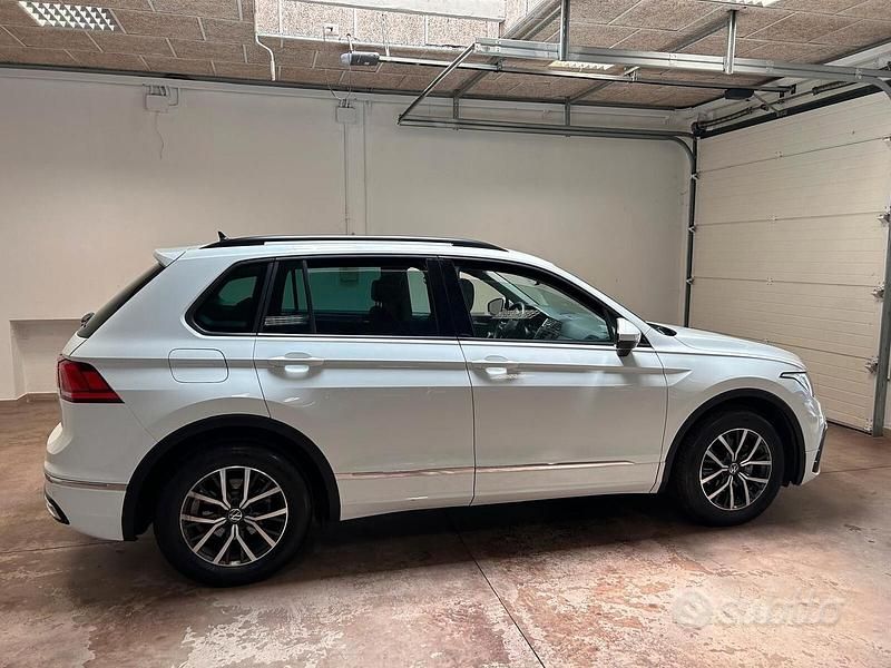 Usata VW Tiguan R 200 CV (147 kW) 2021 Bianco SUV