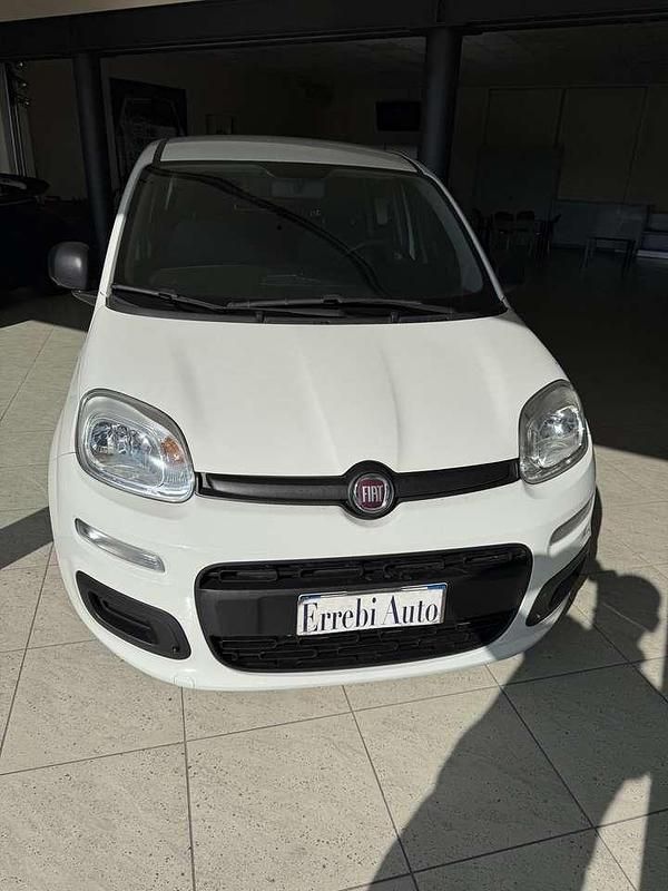 Usata Fiat Panda Easy 95 CV (69 kW) 2019 Bianco Utilitaria