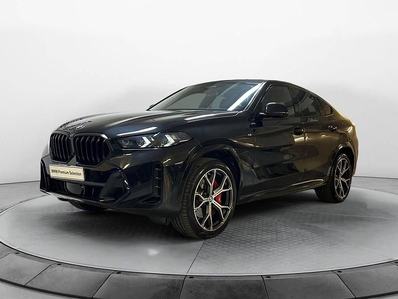 Black sapphire Usata 2023 BMW X6 M Sport SUV | 74.900 € (Molto cara) - Immagine 1/4