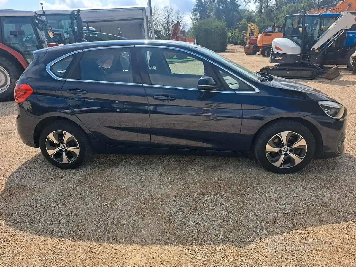 Usata BMW 216 Active Tourer 116 CV (85 kW) 2019 Blu Monovolume