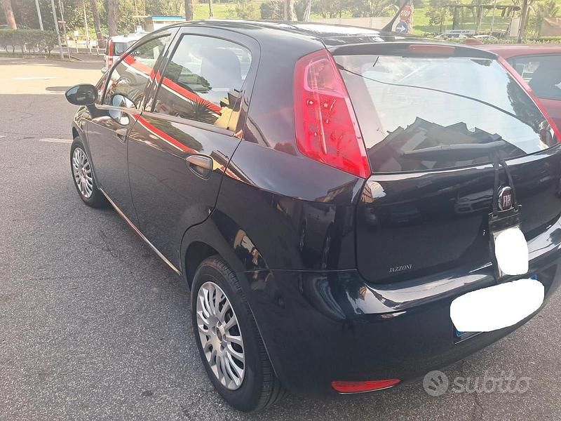 Usata Fiat Punto 69 CV (50 kW) 2017 Nero Utilitaria