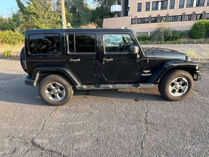 Usata Jeep Wrangler Unlimited 200 CV (147 kW) 2011 Nero SUV