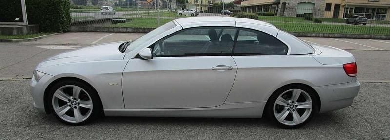 Usata BMW 320 Cabriolet 170 CV (125 kW) 2009 Argento Cabrio