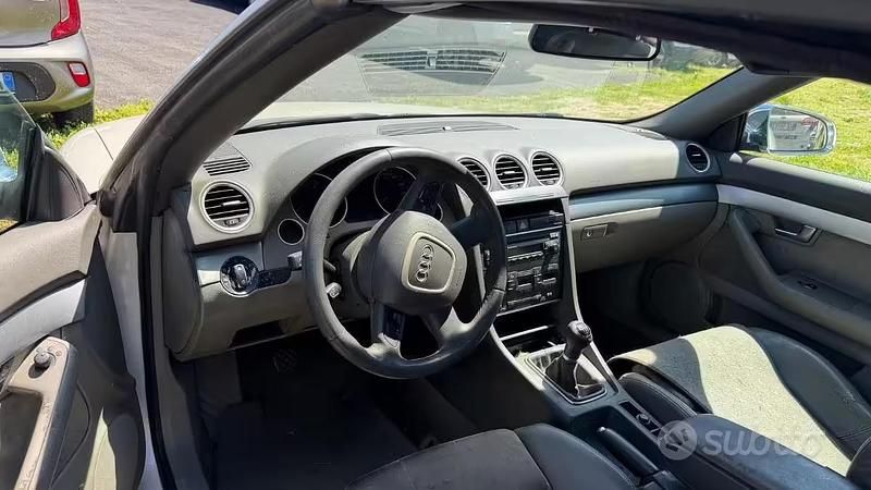 Usata Audi A4 Cabriolet 140 CV (102 kW) 2006 Bianco Cabrio
