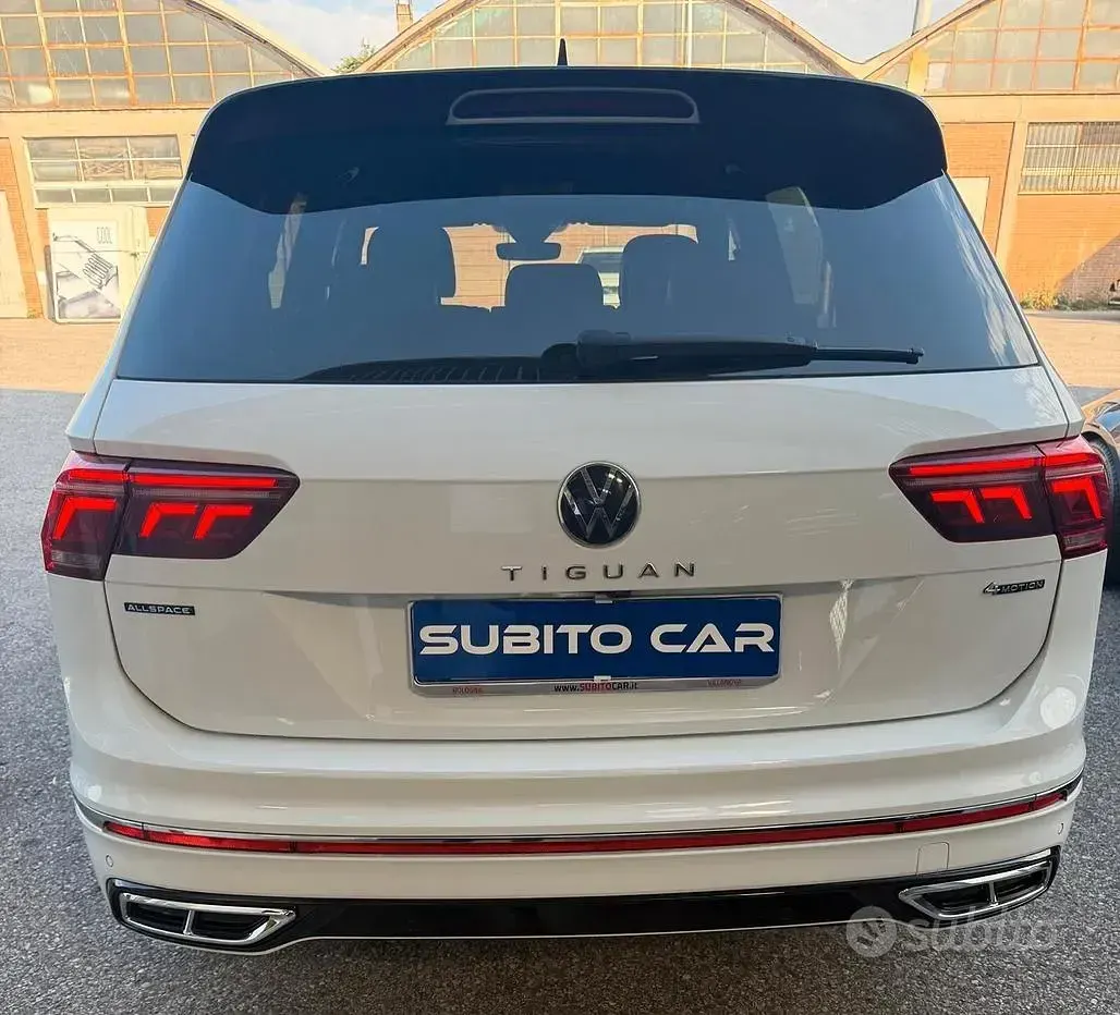 Usata VW Tiguan Allspace R-line 200 CV (147 kW) 2023 Bianco SUV