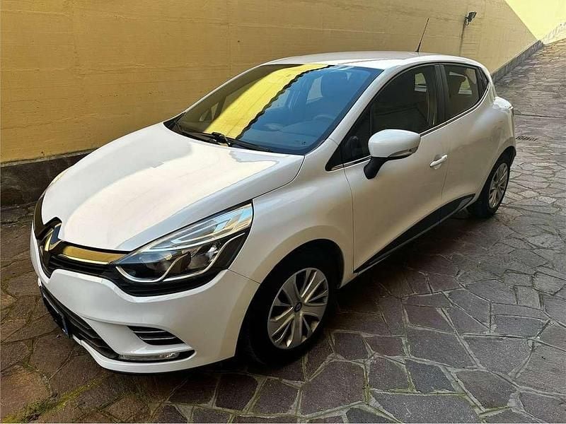 Usata Renault Clio IV Zen 73 CV (53 kW) 2017 Bianco Berlina