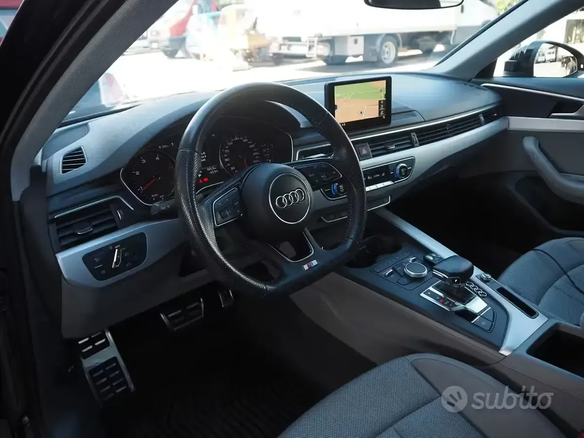 Usata Audi A4 150 CV (110 kW) 2019 Nero Berlina