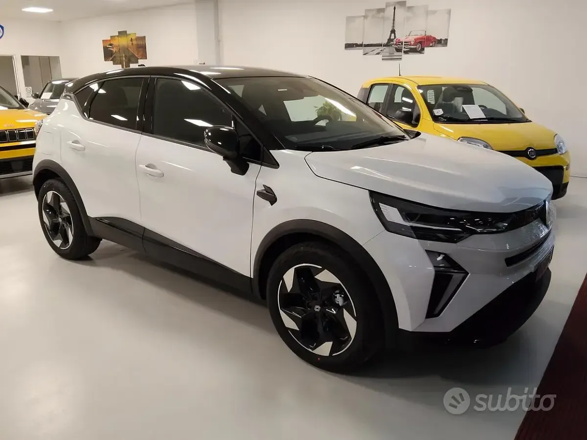 Nuova Renault Captur Techno 101 CV (74 kW) 2026 Bianco SUV