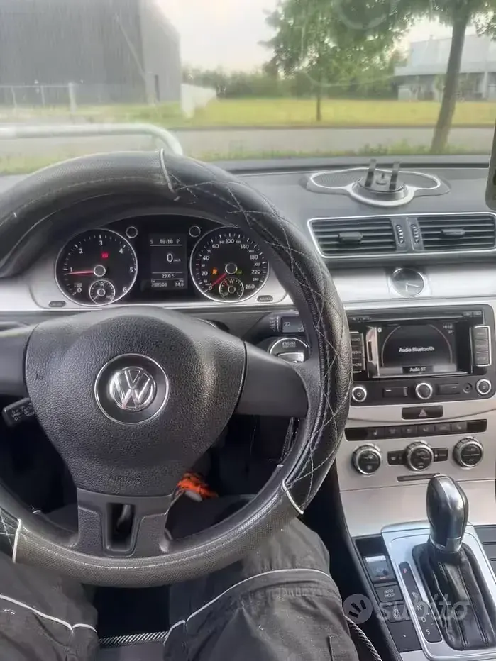 Usata VW Passat 140 CV (102 kW) 2013 Giallo Station wagon