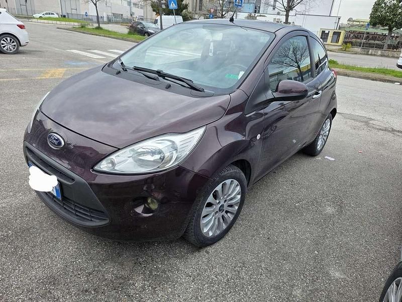 Usata Ford Ka Titanium 69 CV (50 kW) 2014 Berlina