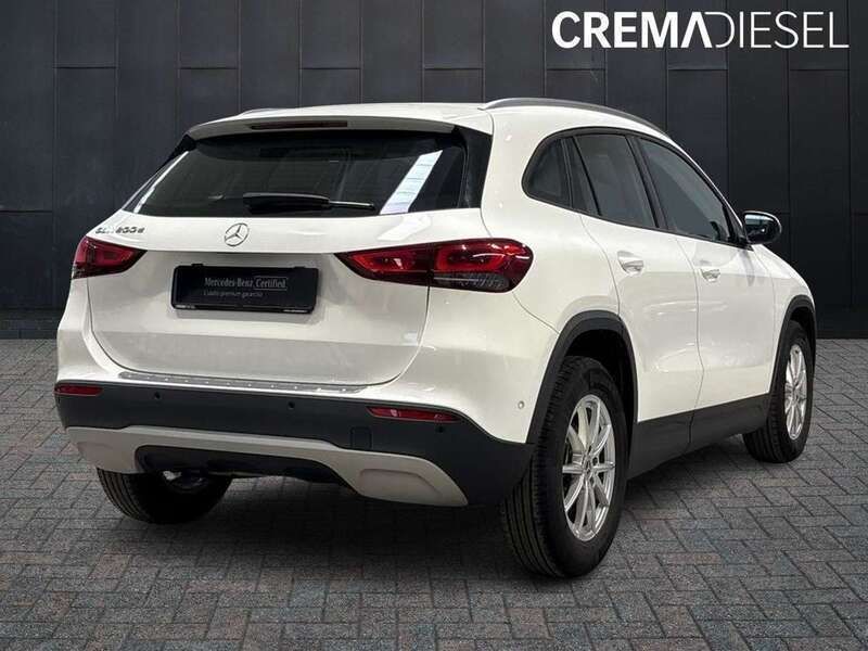 Usata Mercedes GLA200 Business 150 CV (110 kW) 2022 Bianco SUV