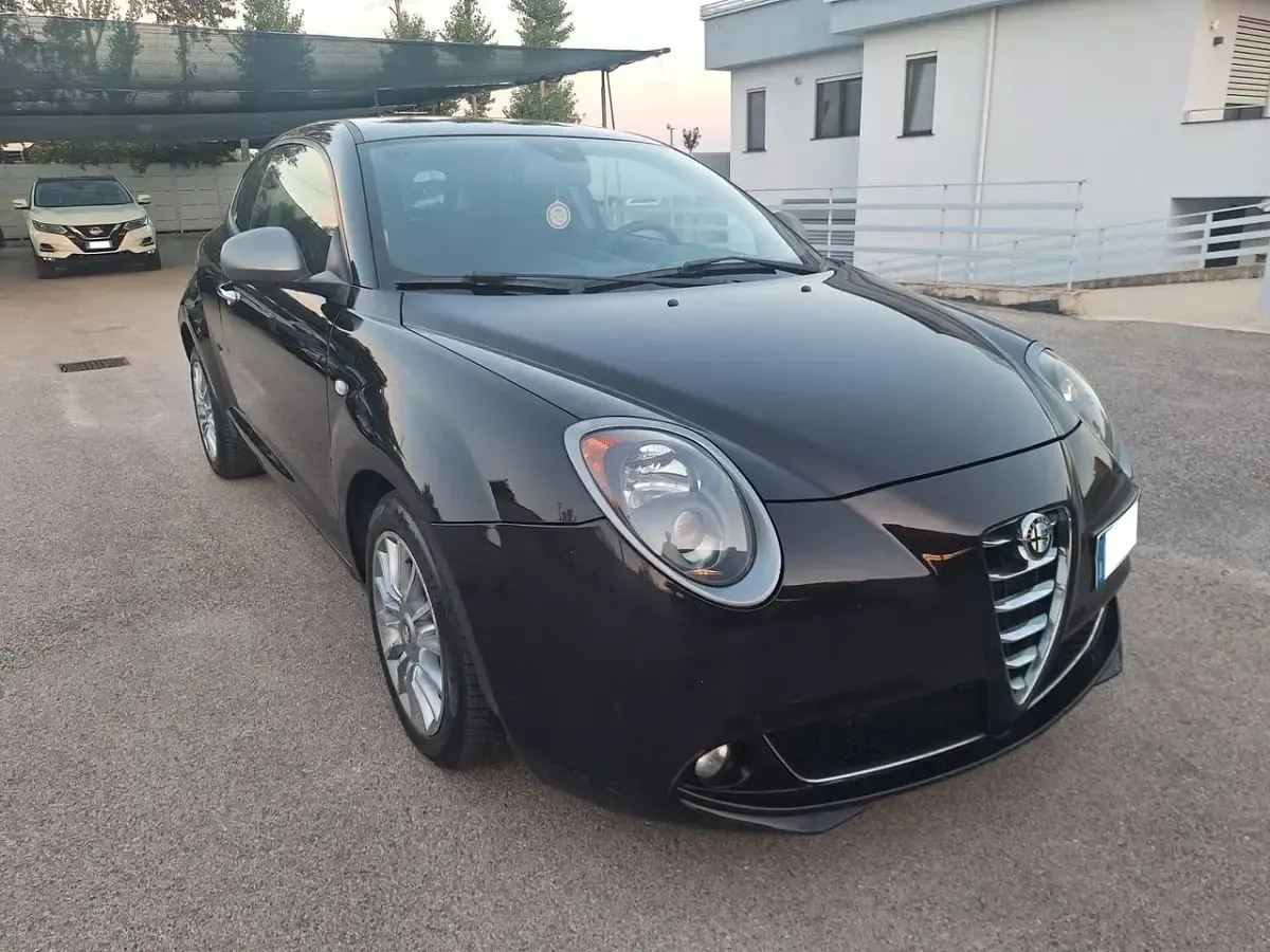 Usata Alfa Romeo MiTo Distinctive 85 CV (62 kW) 2014 Nero Utilitaria