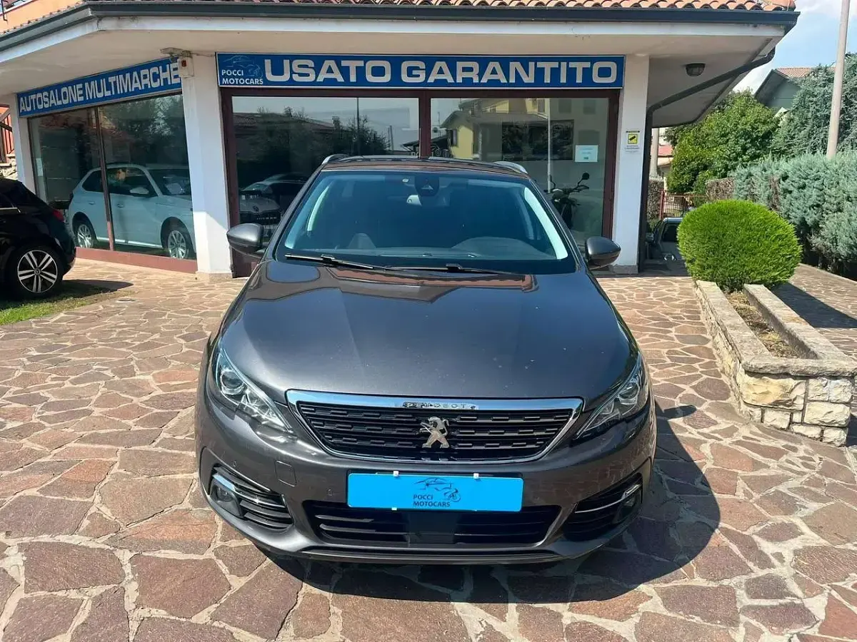 Usata Peugeot 308 SW Allure 131 CV (96 kW) 2019 Grigio Station wagon