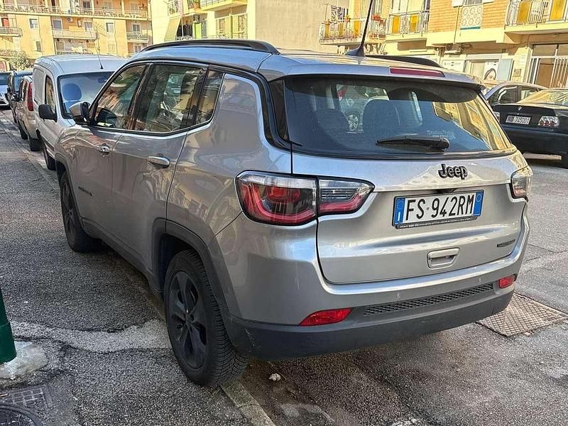 Usata Jeep Compass Night Eagle 120 CV (88 kW) 2018 Argento SUV
