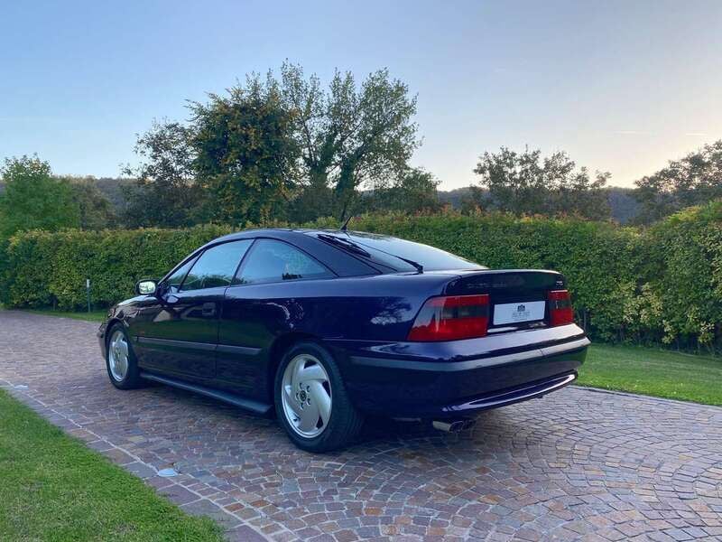Usata Opel Calibra 204 CV (150 kW) 1994 Viola Coupé