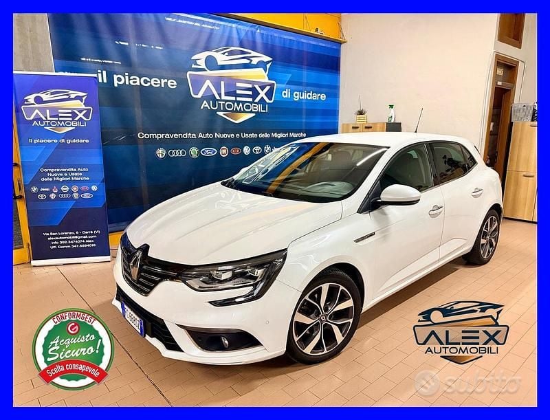Bianco Usata 2016 Renault Mégane IV Bose Edition Tre volumi | 10.499 € (Buon prezzo) - Immagine 1/4