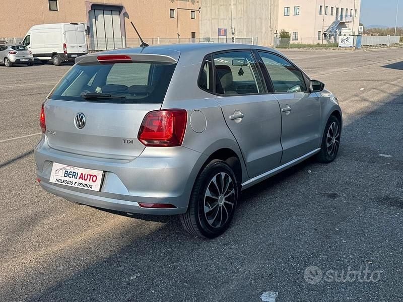 Usata VW Polo 74 CV (54 kW) 2014 Grigio Berlina