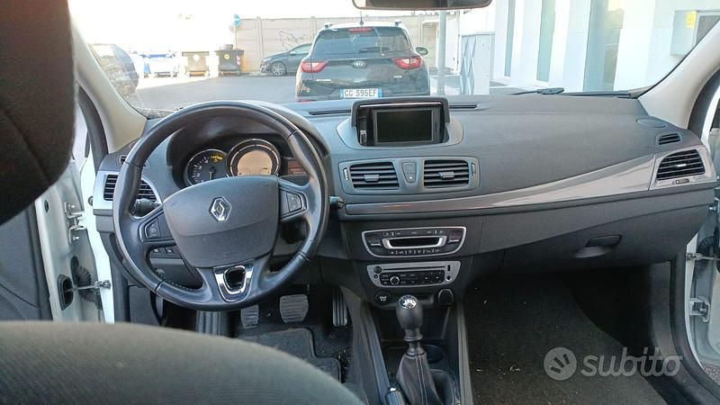 Usata Renault Mégane GrandTour 110 CV (80 kW) 2015 Bianco Station wagon