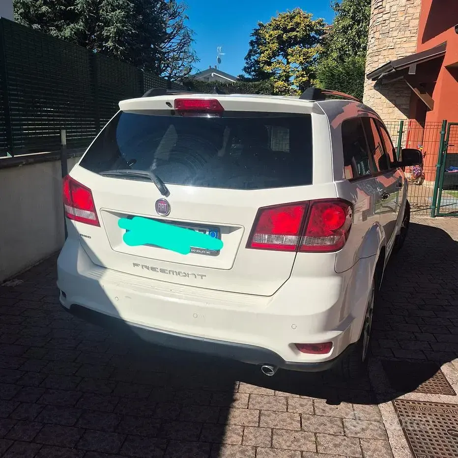 Usata Fiat Freemont 170 CV (125 kW) 2014 Bianco SUV