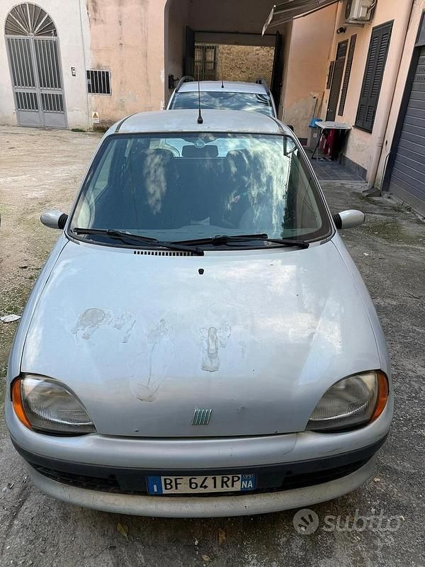 Usata Fiat 600 1999 Blu Berlina