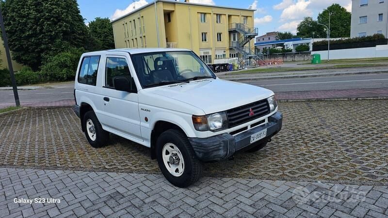 Usata 1996 Mitsubishi Pajero SUV | 6700 € (Cara) - Immagine 1/4