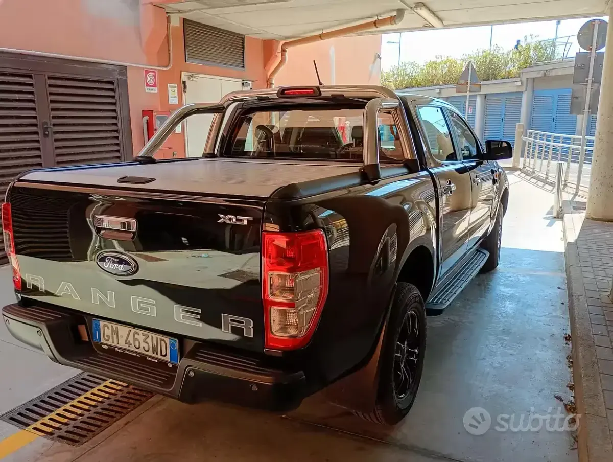 Usata Ford Ranger XLT 170 CV (125 kW) 2023 Nero Pick-up