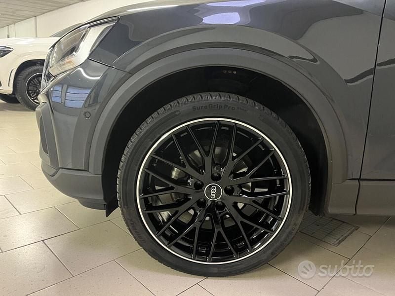 Usata Audi Q2 Ambiente 116 CV (85 kW) 2022 Grigio SUV