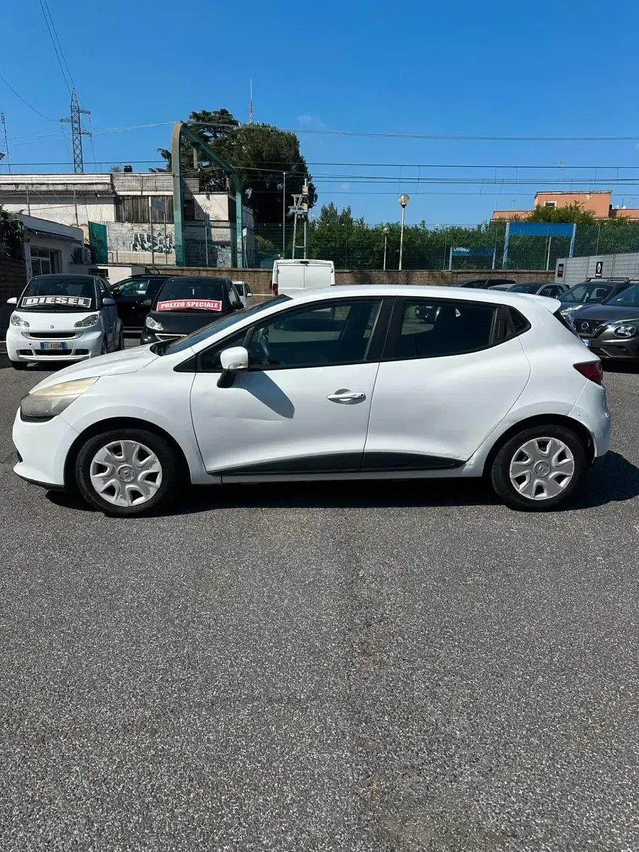 Usata Renault Clio IV 72 CV (52 kW) 2014 Bianco Berlina