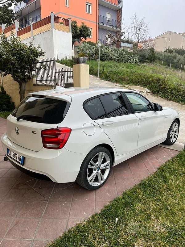 Usata BMW 114 M Sport 95 CV (69 kW) 2014 Bianco Utilitaria