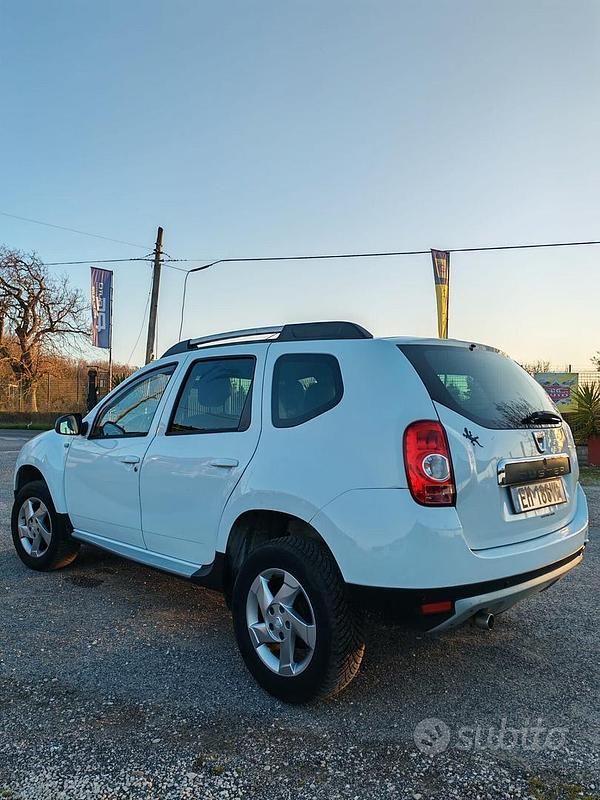 Usata Dacia Duster 105 CV (77 kW) 2012 Bianco SUV