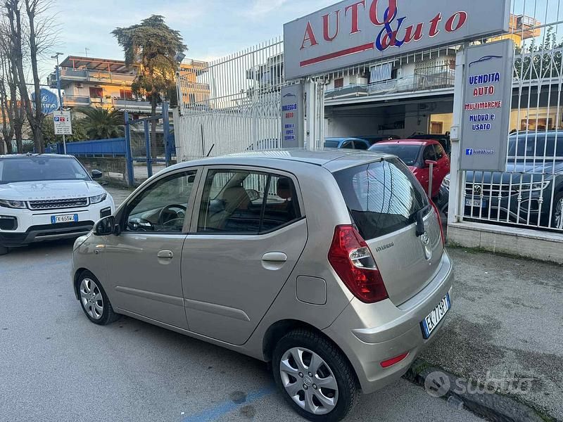 Usata Hyundai i10 2011 Grigio Utilitaria