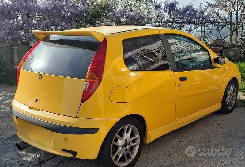 Usata 2000 Fiat Punto Due volumi | 1500 € (Buon prezzo) - Immagine 1/2