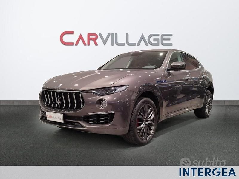 Usata Maserati Levante GT 330 CV (242 kW) 2022 Grigio SUV
