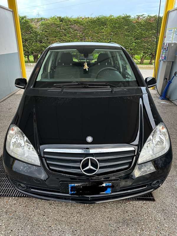 Usata Mercedes A160 Executive 95 CV (69 kW) 2011 Nero Monovolume