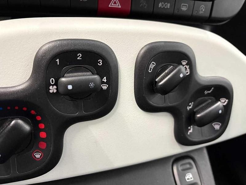 Usata Fiat Panda S 70 CV (51 kW) 2025 Bianco Utilitaria