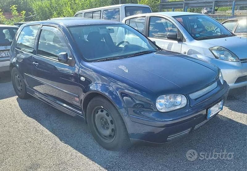 Usata VW Golf 1999 Blu Berlina