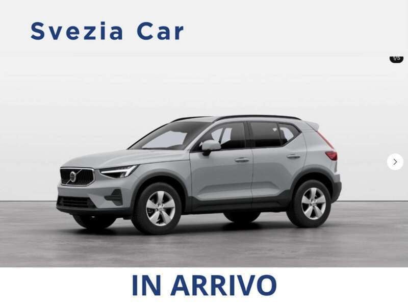 Usata Volvo XC40 163 CV (119 kW) 2024 Grigio SUV