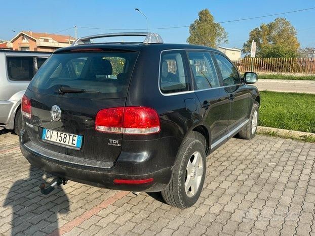 Usata VW Touareg R 174 CV (127 kW) 2005 Nero SUV