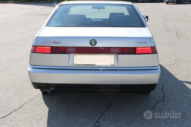 Usata Alfa Romeo 164 145 CV (106 kW) 1995 Berlina