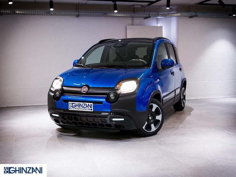 Nuova Fiat Panda Cross Cross 65 CV (47 kW) 2026 Blu Utilitaria