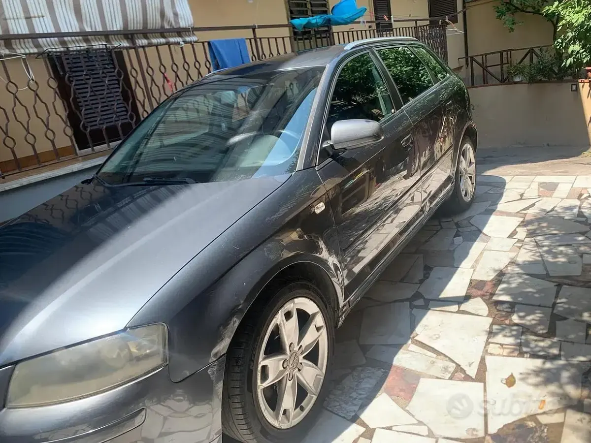 Usata Audi A3 140 CV (102 kW) 2004 Grigio Utilitaria